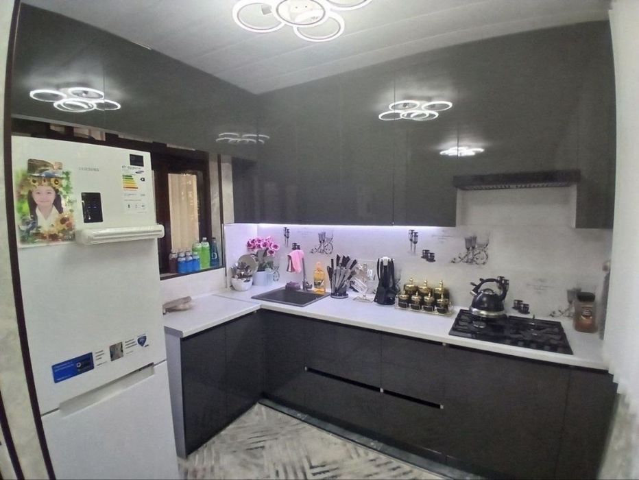 -МЕТРО ЧИЛАНЗАР 3/1/5 ЕВРО Мебель+Тех Чиланзар Ц-Квартал, Продаётся