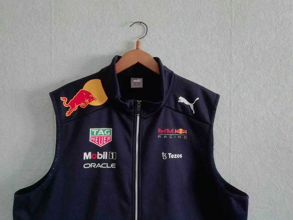 Puma F1 Red Bull Racing Team Gilet Formula One оригинална нова жилетка