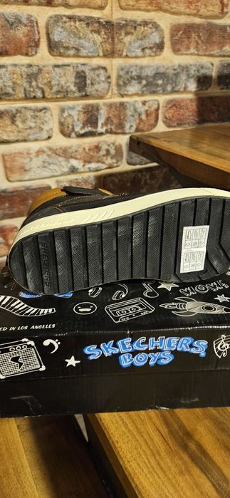 Детски високи обувки Skechers 38
