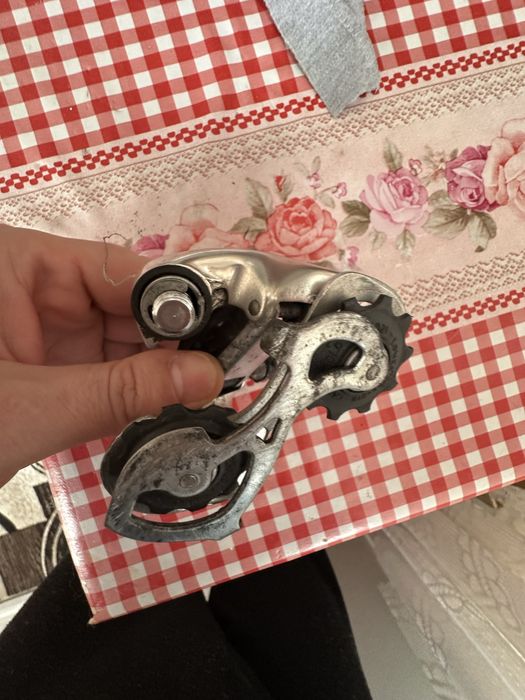 Vând schimbător campagnolo mirage