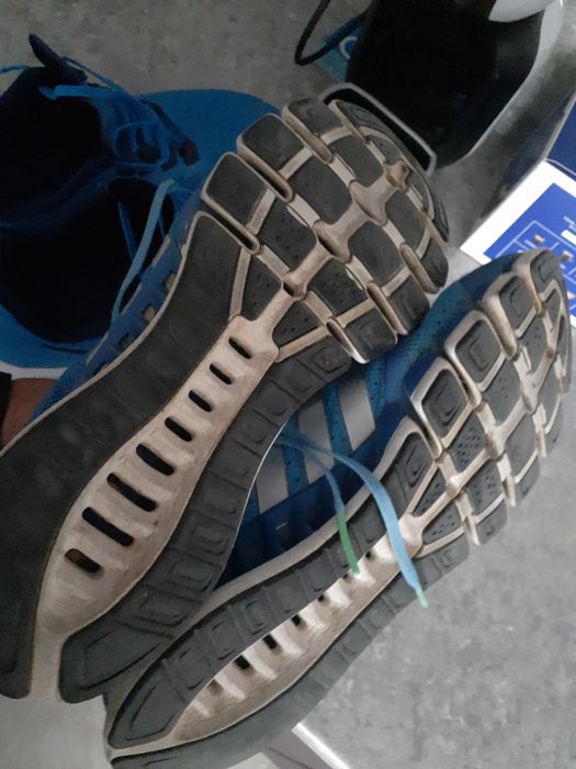 Оригинални мъжки маратонки Adidas.Найк