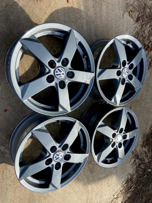 Jante 15 - VW. Polo - prindere : 5x100 -