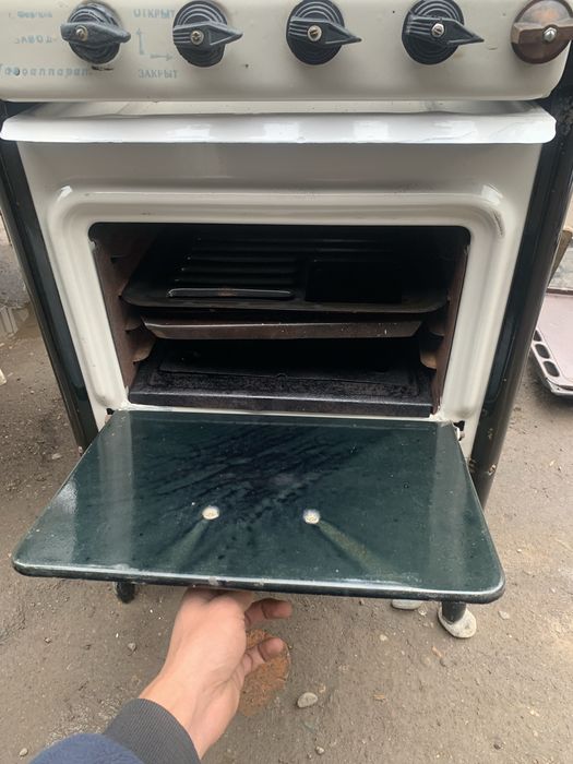 Газ плита 4 канфорка рабочи
