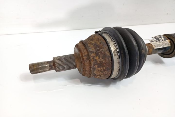 Planetara stanga fata 1J0407271DF Volkswagen VW Beetle a 2-a generati