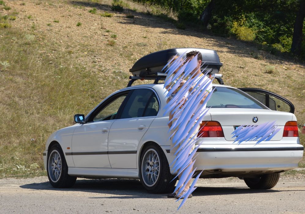 Vand cutie portbagaj plafon auto mare, ca noua