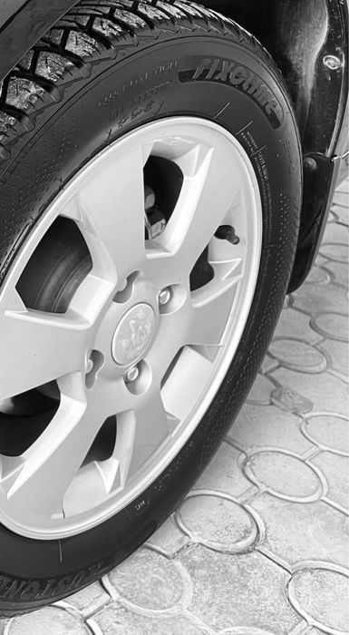 Jentra qora 2019 3pozitsa