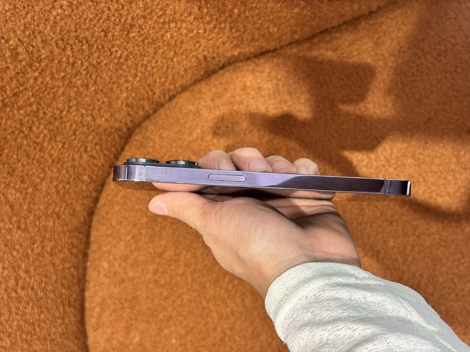 Продам iPhone 14 Pro 256 GB