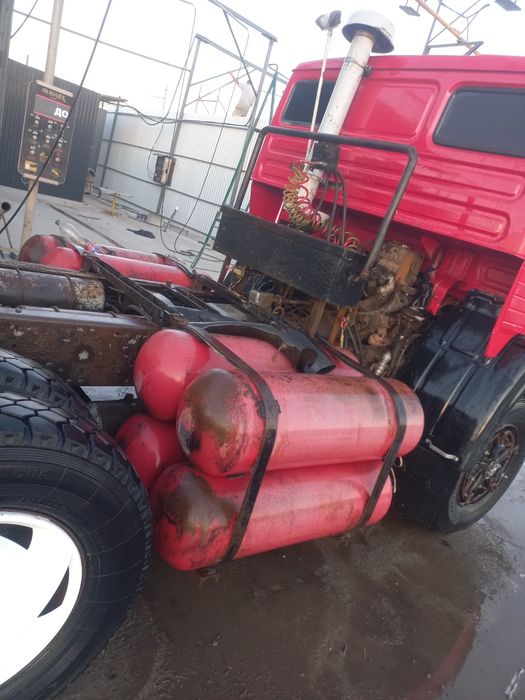 Kamaz tegach sotiladi