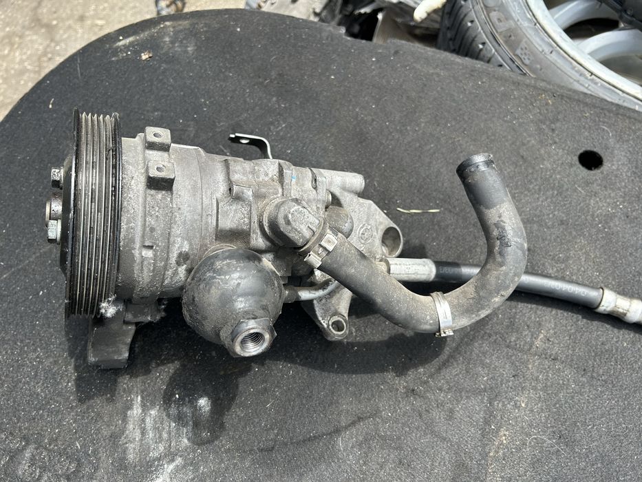 Хидравлична помпа динамик БМВ Е60 Е61 Е63 Е64