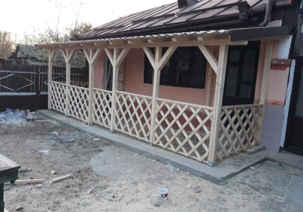 Vând foișoare din lemn