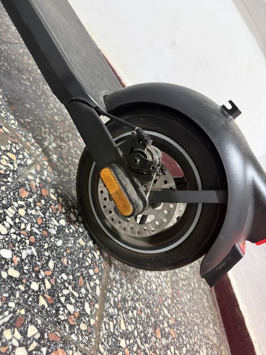 Trotinetă electrică Oxelo MD500E – ca nouă, garanție 1 an