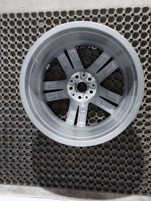 o janta 18 originala bmw x1 f48 / x2 f39 m pachet style 570 7,5j et51