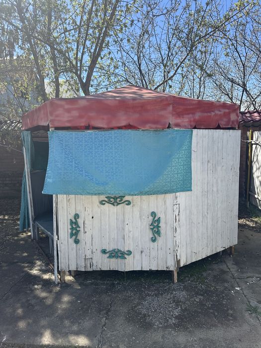 Беседка юрта тапчан