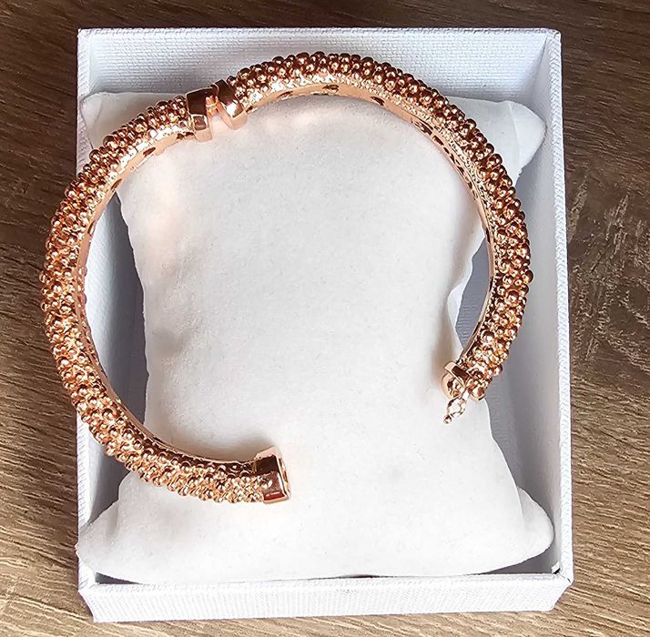 Твърда гривна Rose Gold Be Loved