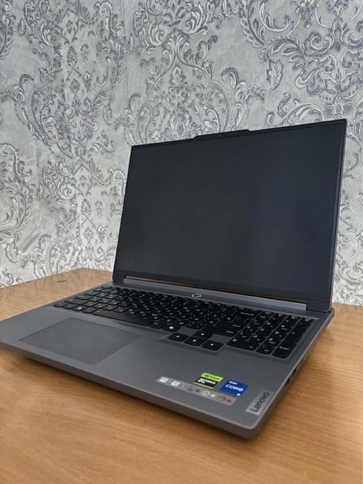 Lenova Legion 5 16IRX9