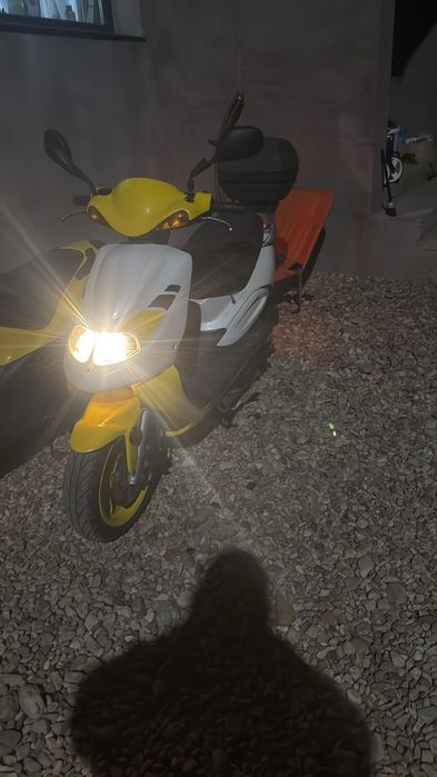Vând scooter pegasus