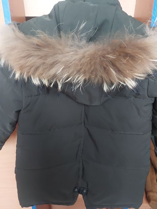 Продам пуховик, 130 см