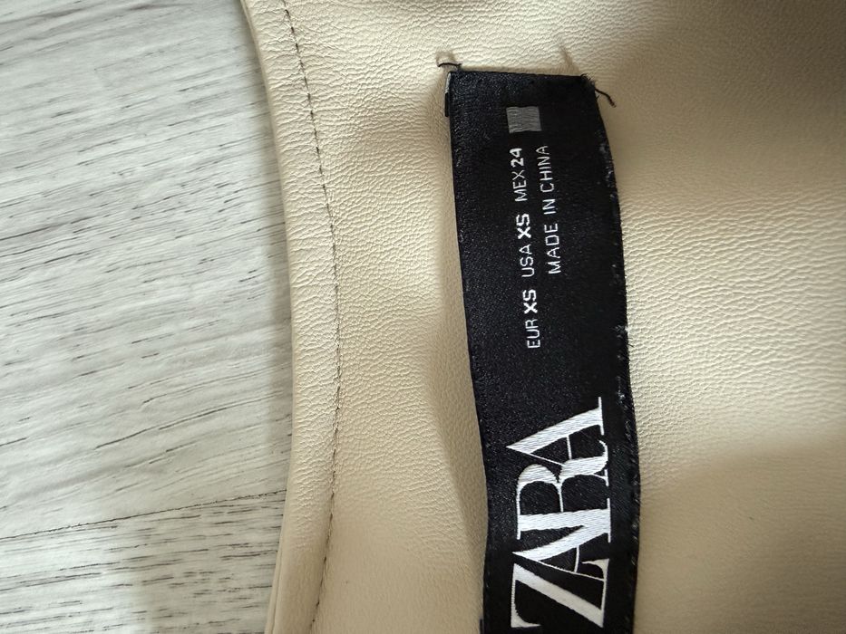 Vand geaca piele Zara Xs