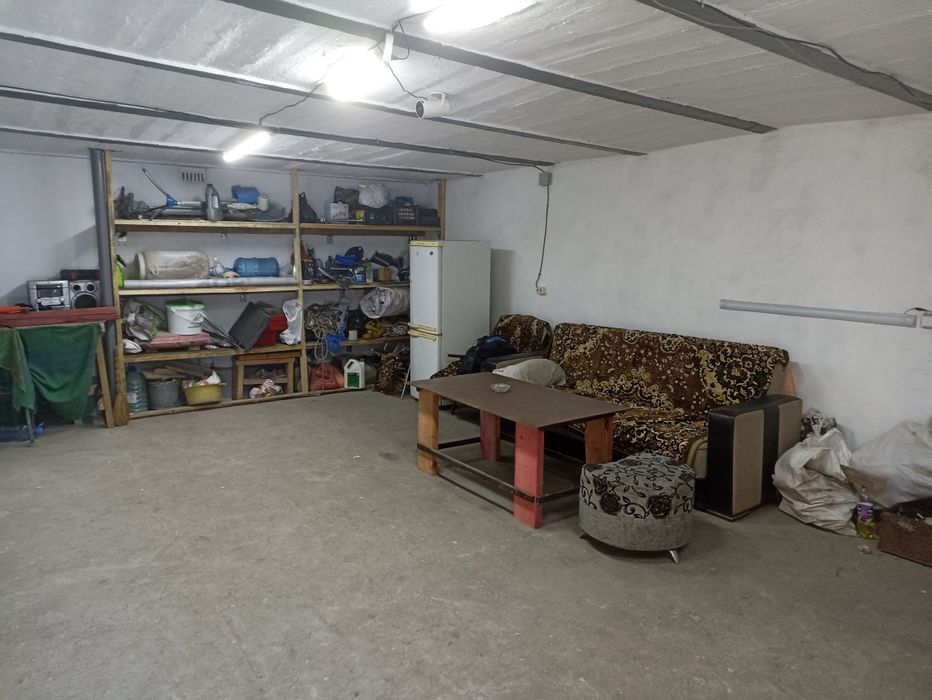 Продаётся гараж.