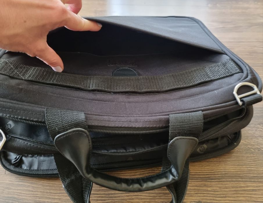 Чанта за лаптоп HP