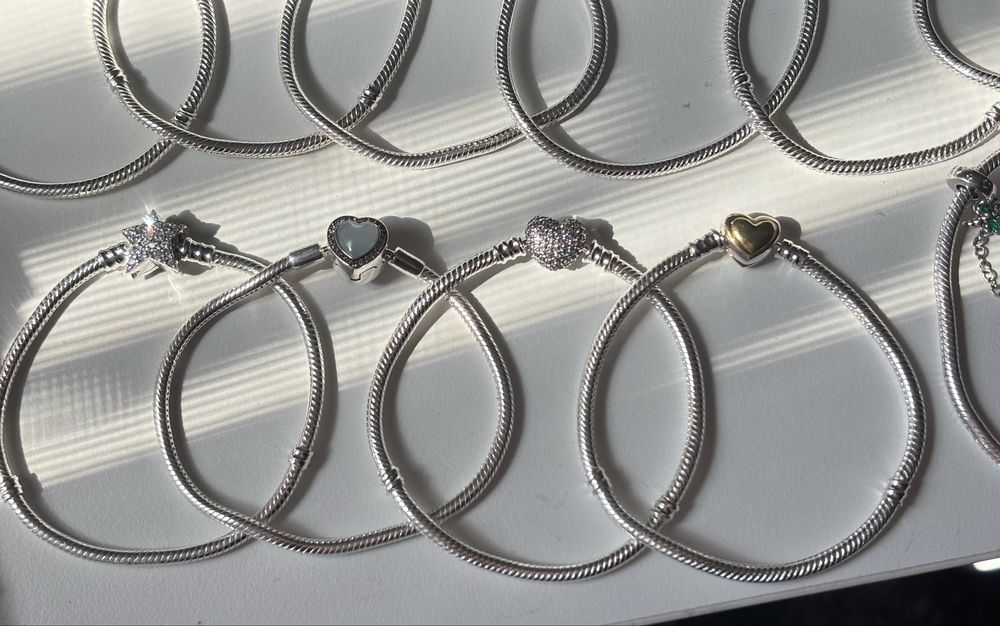 Гривни Pandora 19см S925 (талисмани)