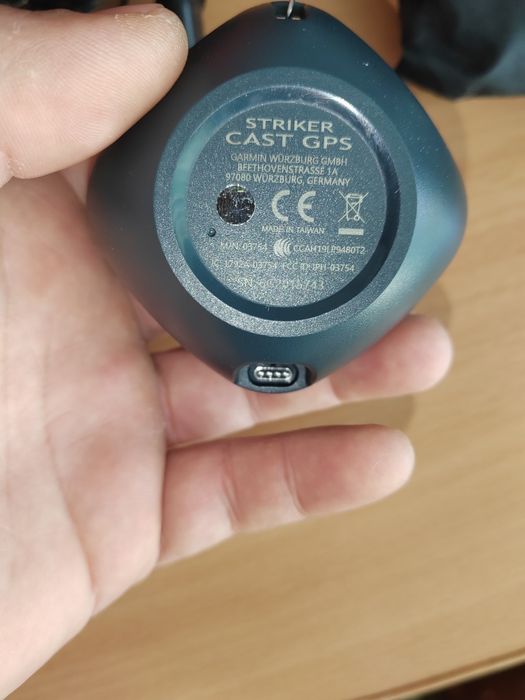 Продам эхолот Garmin