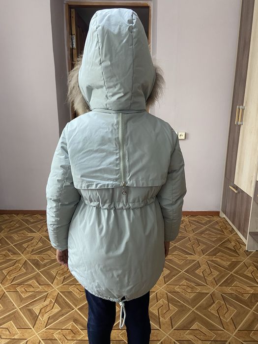 Зимняя куртка на девочку 7-8 лет