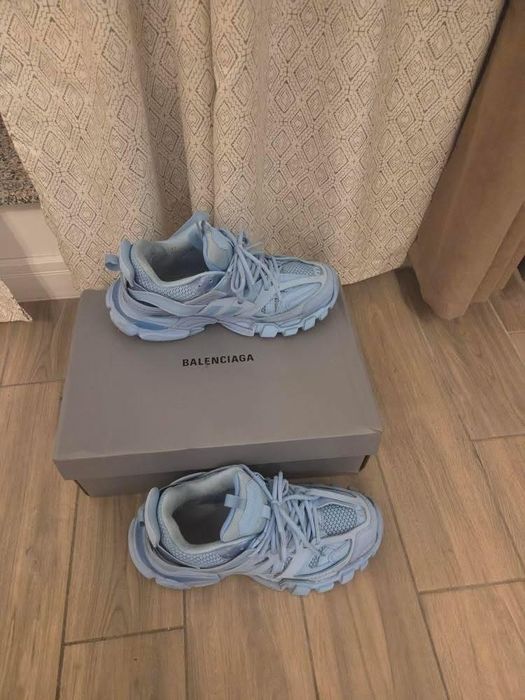 Balenciaga track baby blue