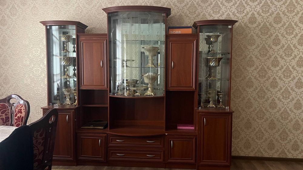 Сервант для посуды