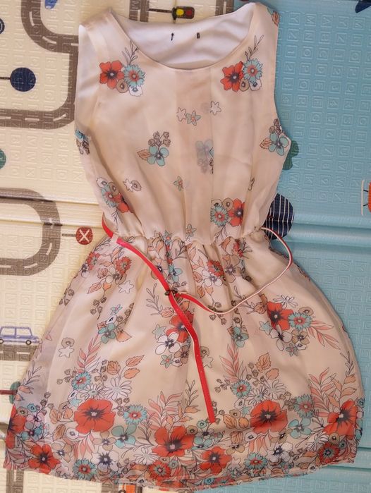 Rochie cu curelușă