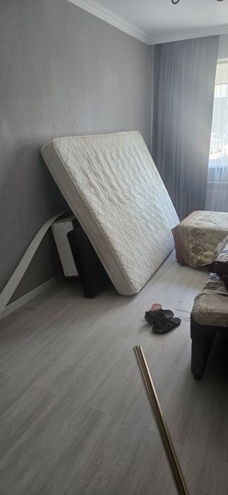 Продам двуспальная кровать все есть