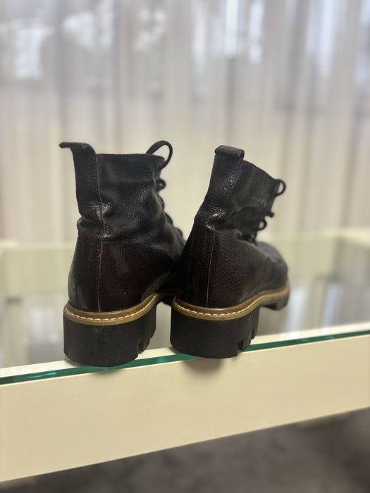 Ghete damă din piele