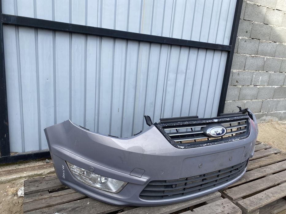 Bara fata Ford Galaxy 2011 cu senzori de parcare