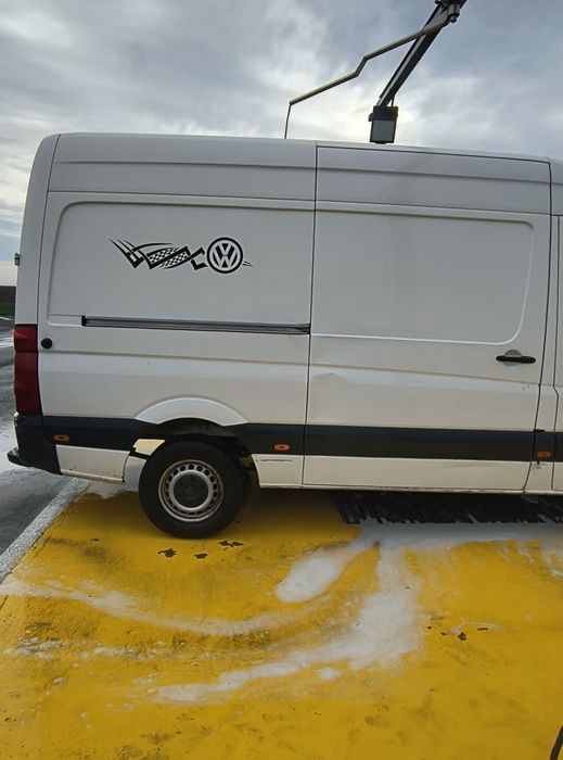 Vând Volkswagen Crafter