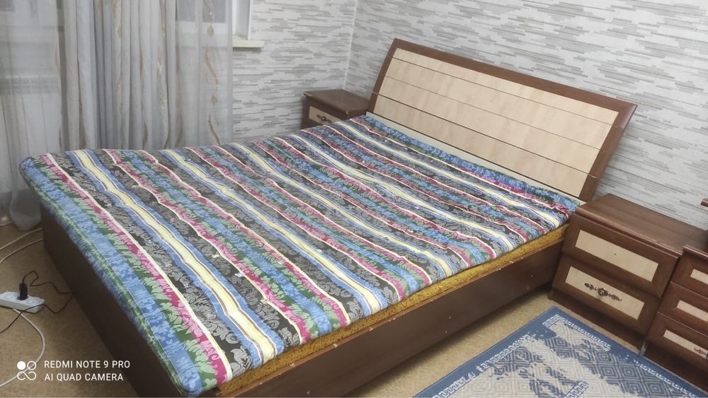 Продается спальный гарнитур б/у