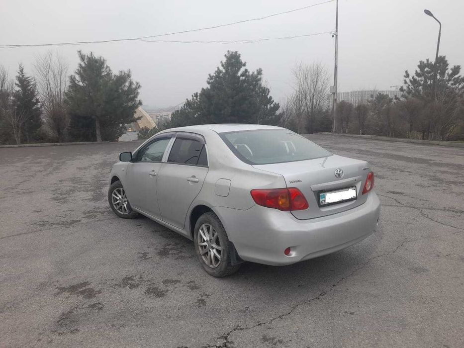 Продам машину Тайота Toyota Corolla