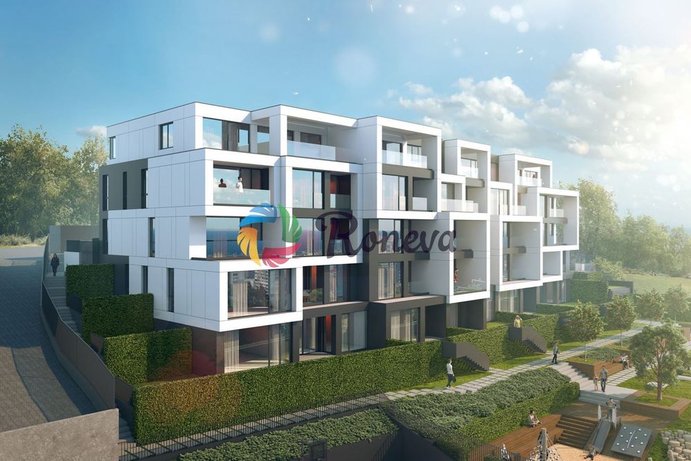 Продава се Тристаен апартамент в Варна, Бриз - 137 кв.м за 1672 €/кв.м - Снимка #1