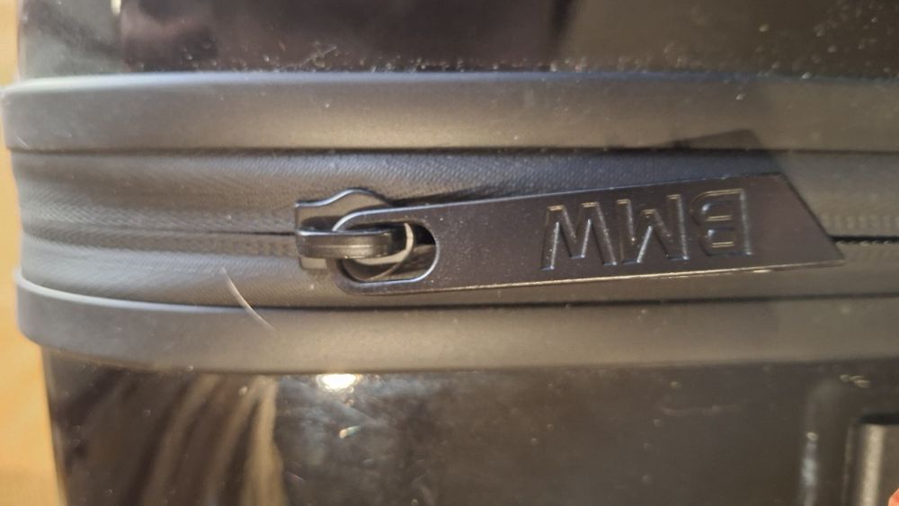Bmw  куфар  за  багаж
