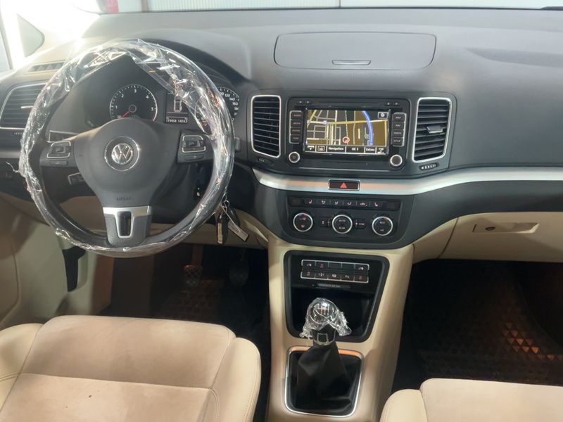 Volkswagen Sharan 2.0 TDI Highline 4Motion BlueMotion Tech 2014