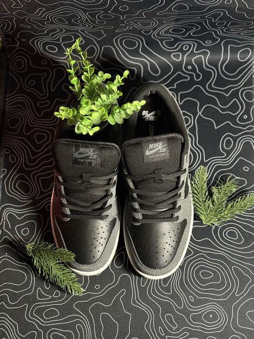 Кроссовки Nike SB Dunk Low в сером