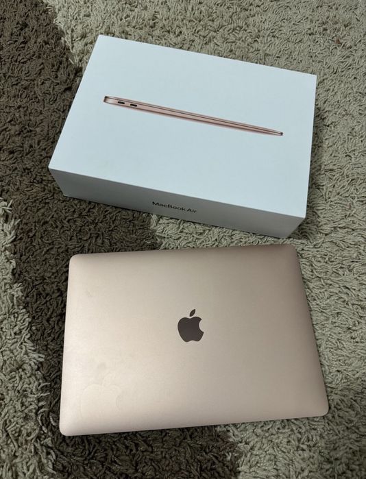 MacBook Air 13-inch 256 GB