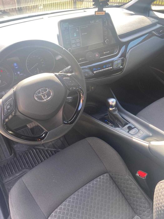 TOYOTA C-HR de vânzare stare impecabilă