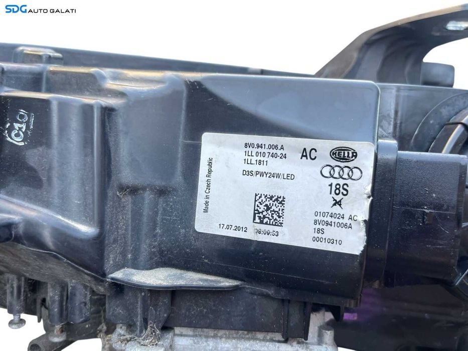 Far Xenon cu Led si Lupa Dreapta cu Defect Audi A3 8V NFL Non Facelift 2012 - 2016 Cod 8V0941006A [K3275]