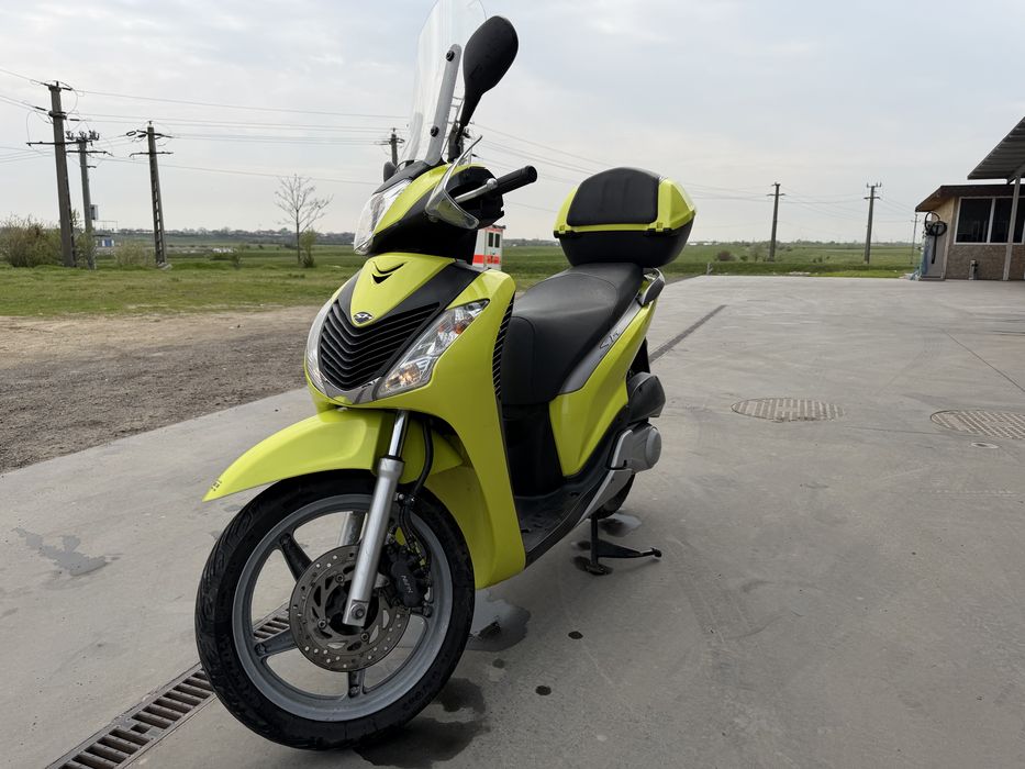 Honda sh 125 i 2010 Germania culoare deosebita