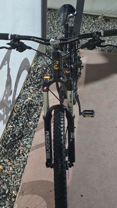 Bicicleta Focus Full suspension