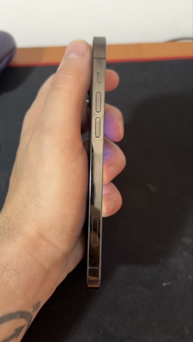 Vand iPhone 12 PRO