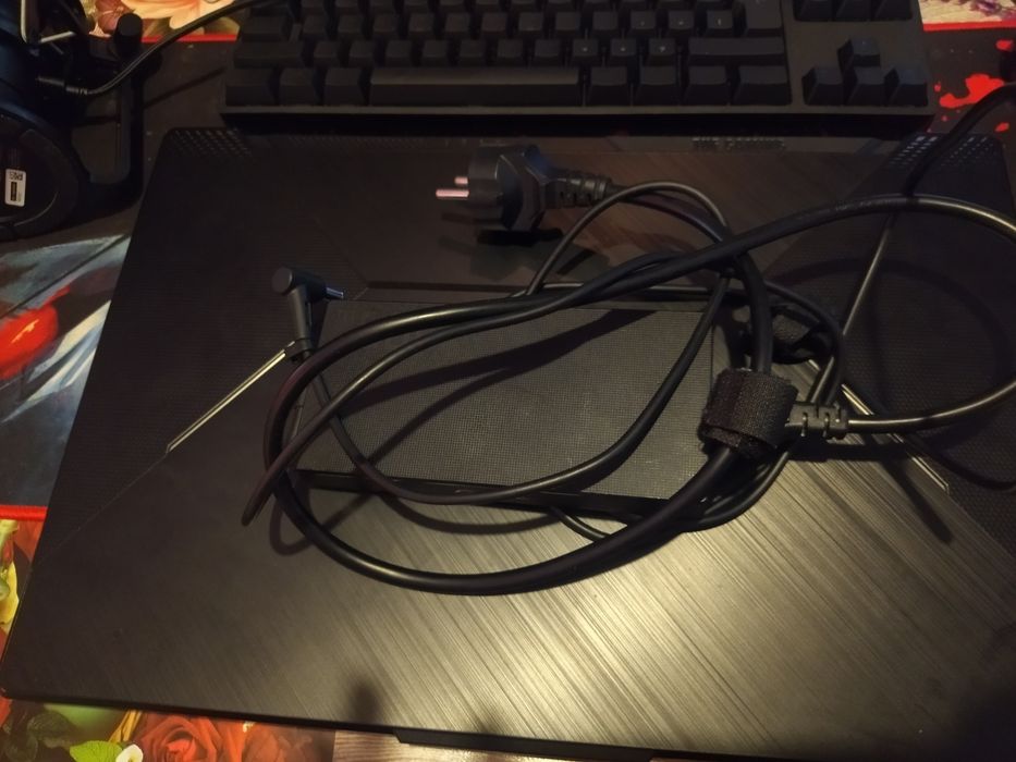 ASUS TUFF F17 i7 gen 11 rtx 3050 Ti  negociabil/sau schimb