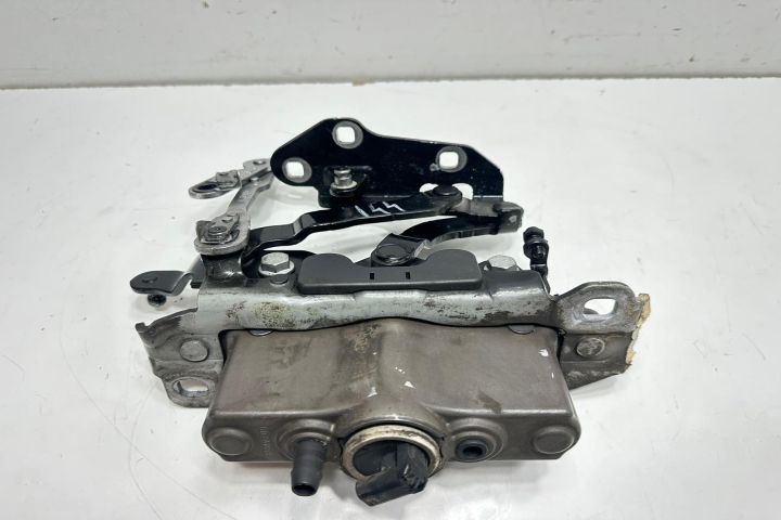 Balama capota motor dreapta A2129066301 Mercedes-Benz E-Class W212