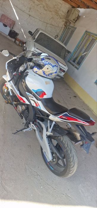 Moto sotiladi olinganiga 1oy buldi tel nomer