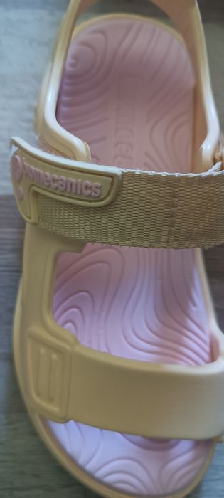 Biomecanics Детски сандали НОВИ EU31